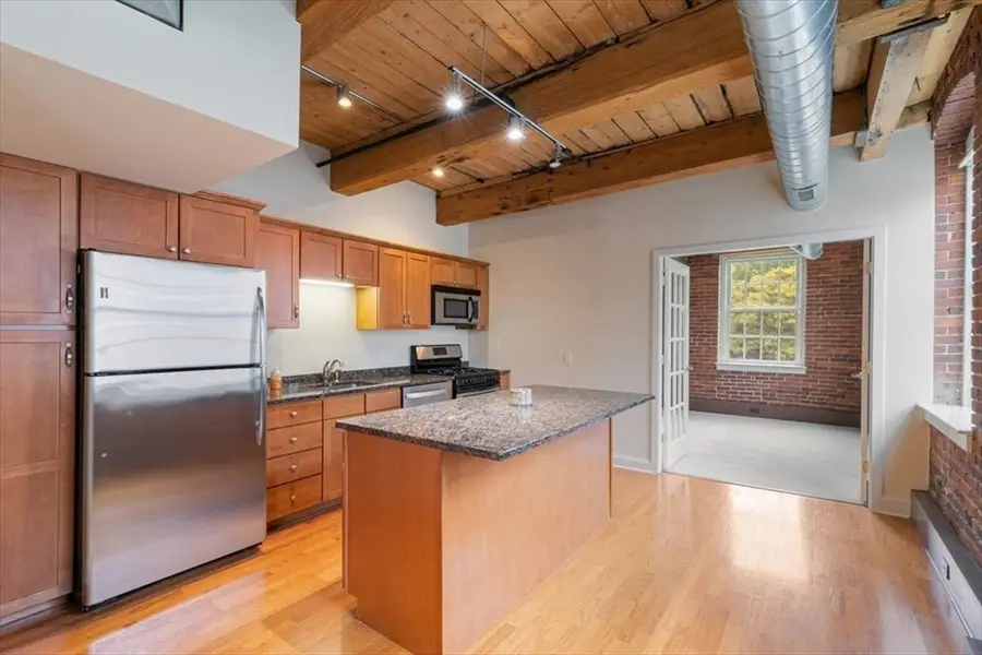 25 Cedar St. #4, Amesbury, MA 01913 - Image #2