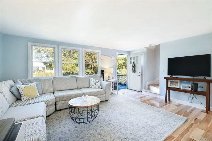 28 Plum Hollow Rd, Falmouth Town, MA 02536 - Image #3