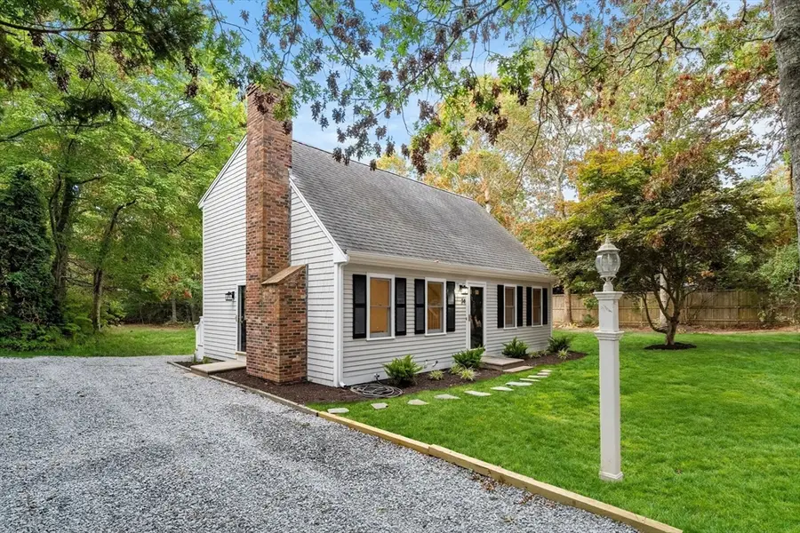34 Saddleback Rd, Mashpee, MA 02649 - Image #3