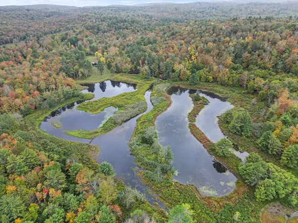 327 Chester Rd, Becket, MA 01223