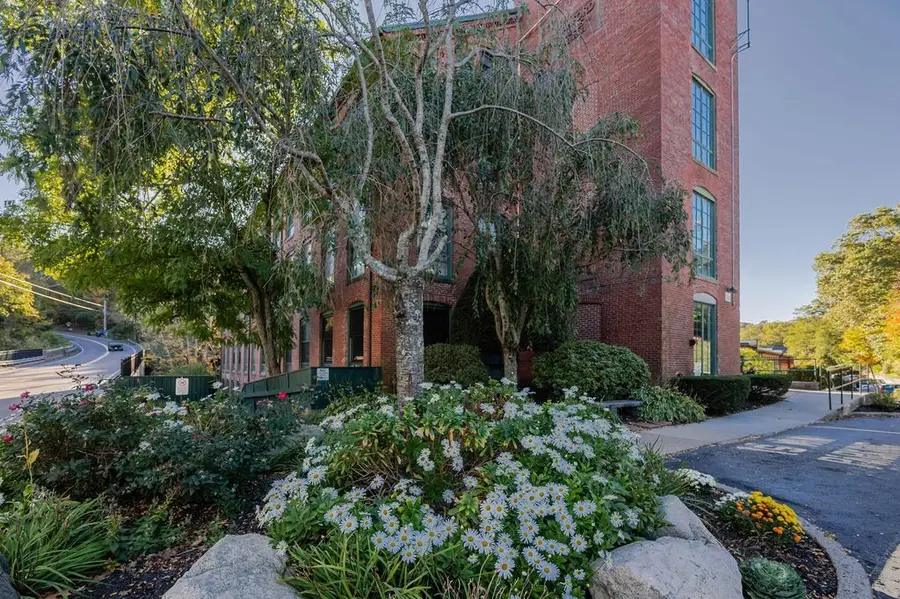 14 Sanford St #15, Medway, MA 02053 - Image #3