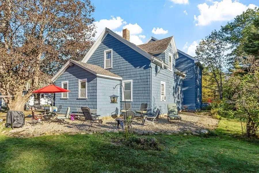 63 Gardner Rd, Hubbardston, MA 01452 - Image #2