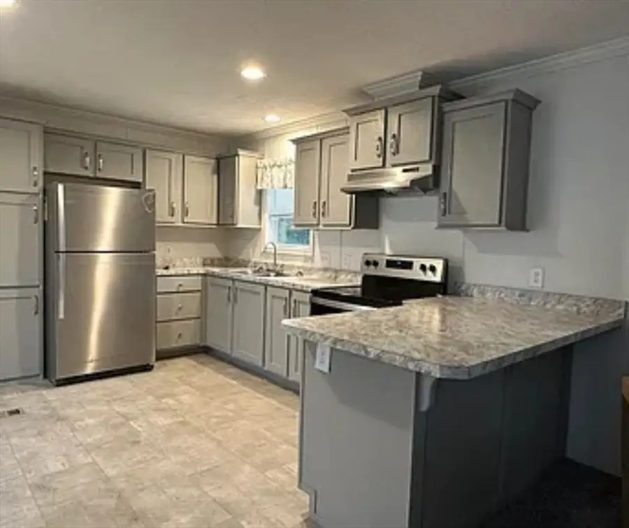 40 Pinyon Place, Londonderry, NH 03053 - Image #3