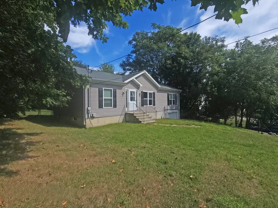 28 Brooks St, Worcester, MA 01606 - Image #2