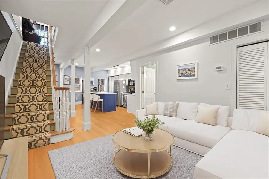 511 E 8th St #A, Boston, MA 02127 - Image #3