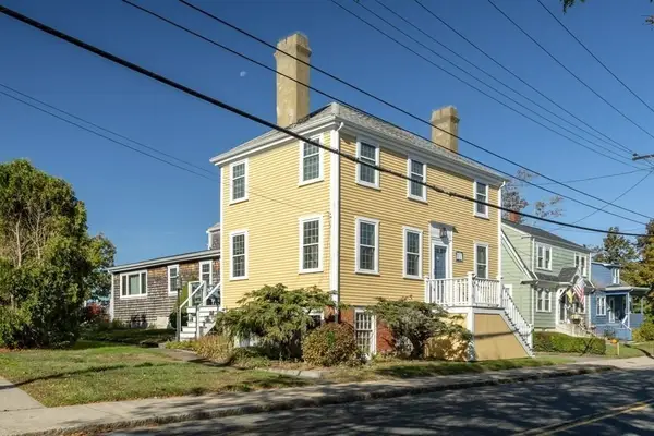 164 Main St, Fairhaven, MA 02719