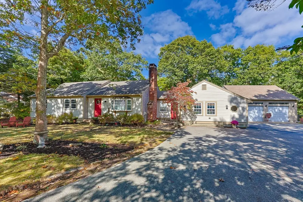 6 Sassafras Ln, Harwich, MA 02645 - Image #1
