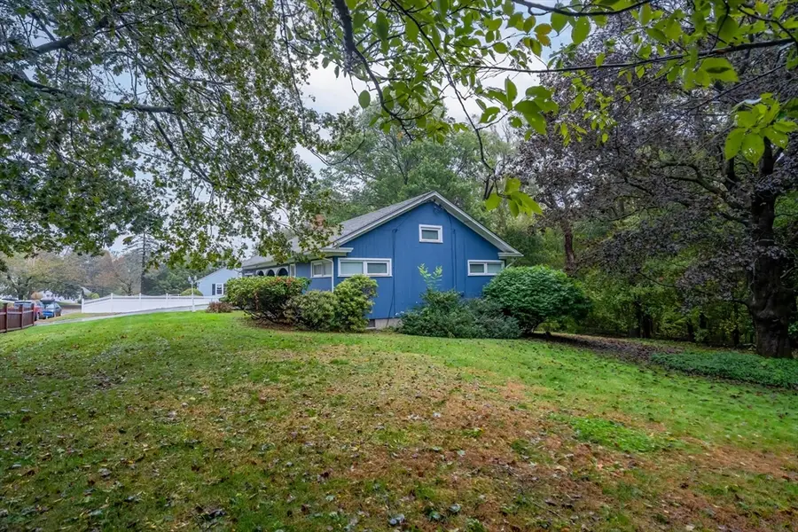 97 Parkton Ave, Worcester, MA 01605 - Image #3