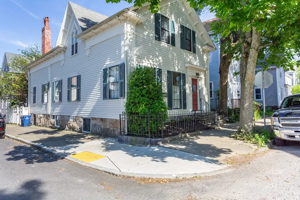 90 Walden Street, New Bedford, MA 02740 - Image #1