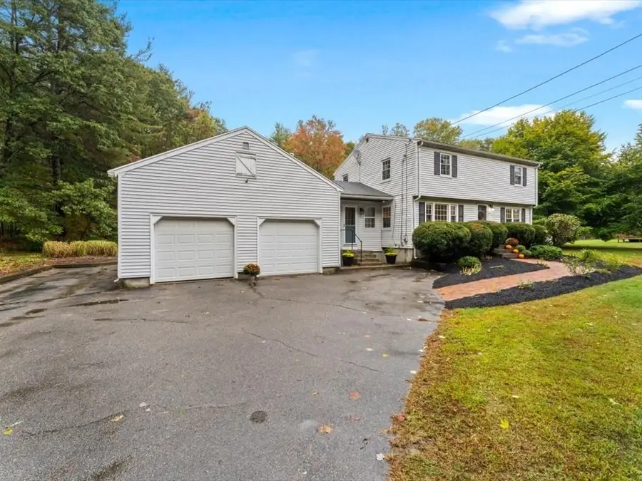 33 Daniels St, Franklin, MA 02038 - Image #2