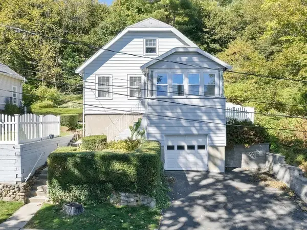 14 Willard Street, Waltham, MA 02451