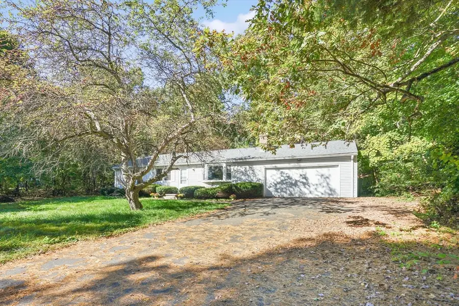 57 Falley Dr, Westfield, MA 01085 - #3