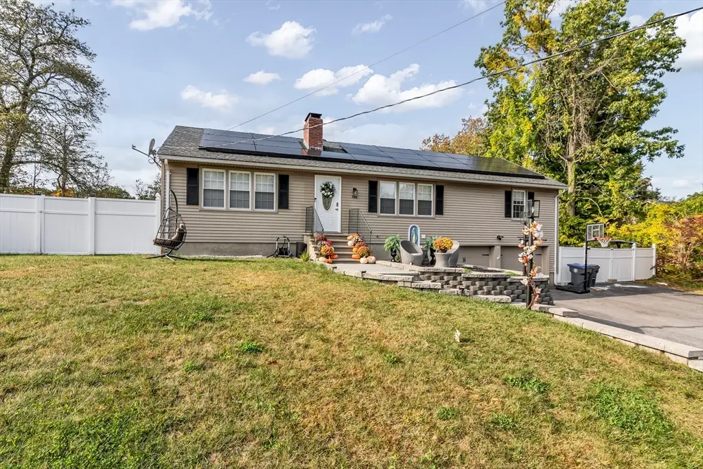 174 Pleasant St, Methuen, MA 01844 - Image #1