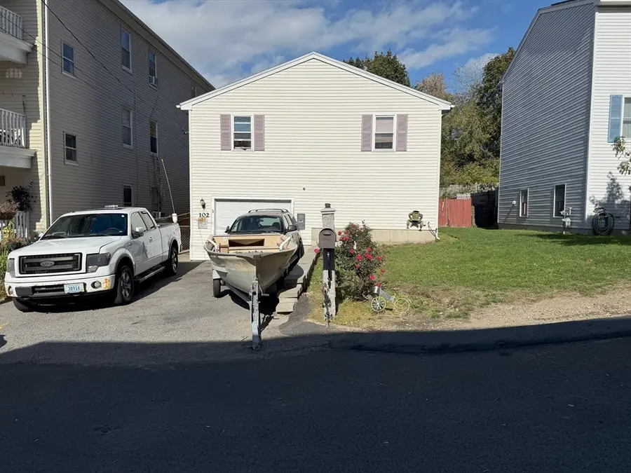 102 Vestal St, Fall River, MA 02720 - Image #3