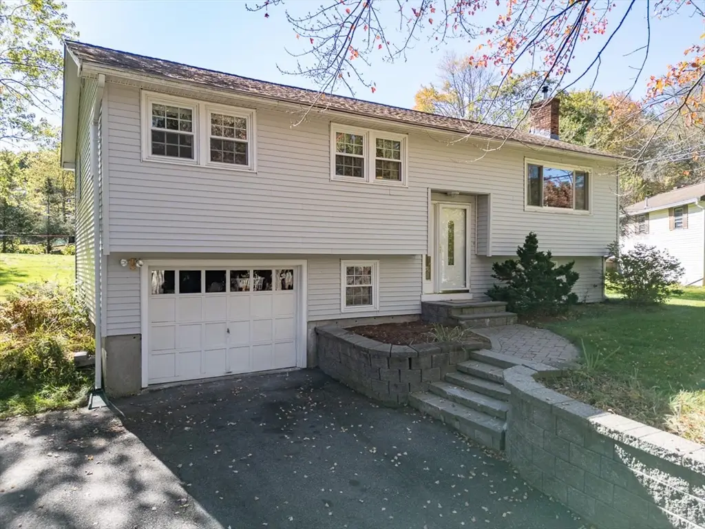 75 Highland St, Townsend, MA 01469 - #1