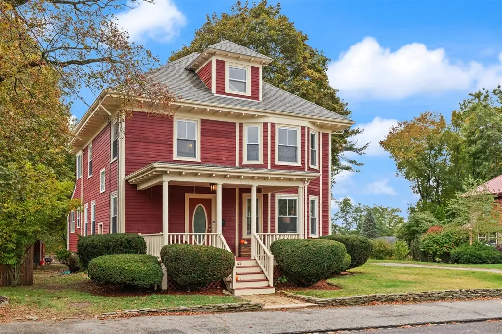 43 Buttonwoods Ave, Haverhill, MA 01830 - Image #1