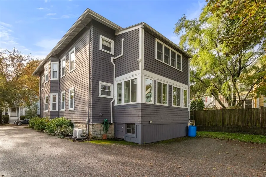 52 Hawthorne St #1, Belmont, MA 02478 - Image #3