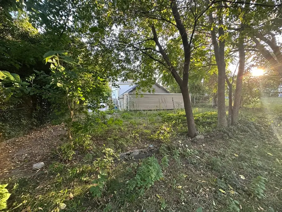 472 Buffinton St, Fall River, MA 02722 - Image #3