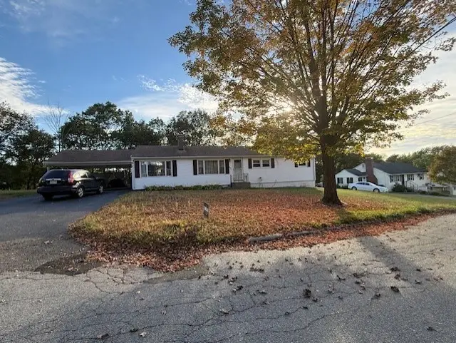 27 Mary Lou, Methuen, MA 01844 - #3