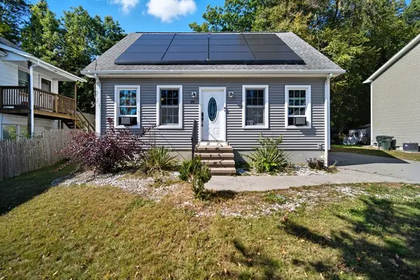 25 Burke St, Springfield, MA 01151