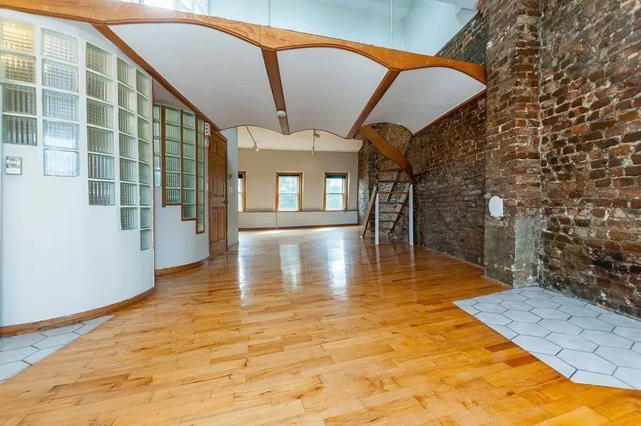 11 Savin Hill Ave, Boston, MA 02125 - Image #3