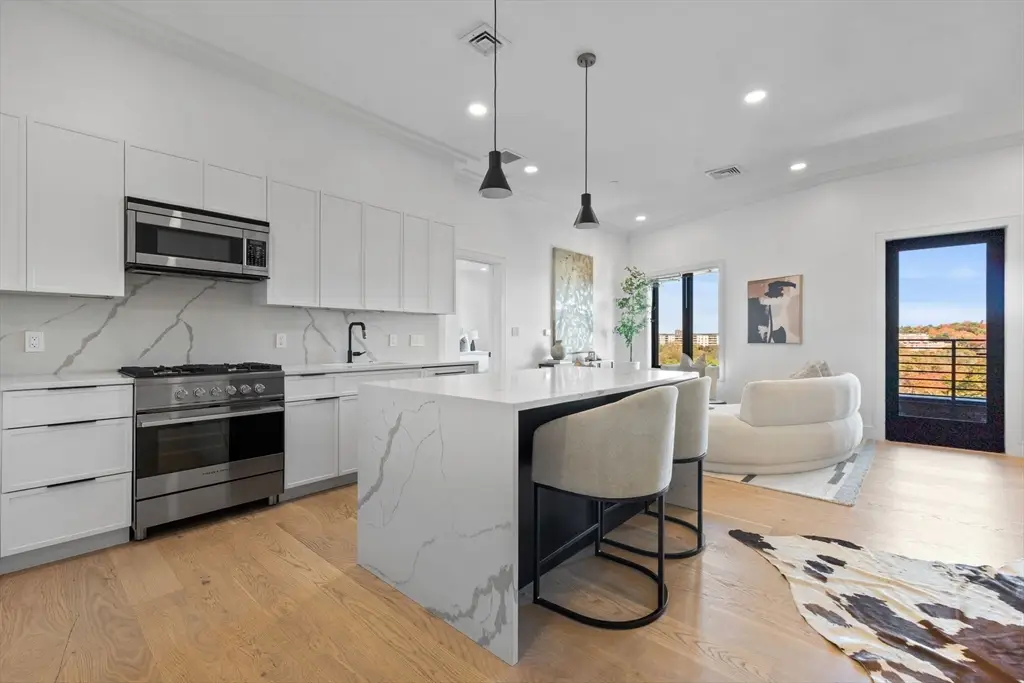 50 Leo M. Birmingham Parkway #603, Boston, MA 02135 - Image #1