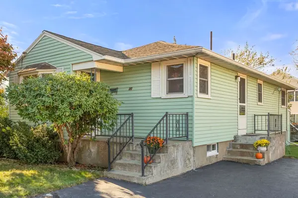 30 Wampum Ave, Waltham, MA 02451