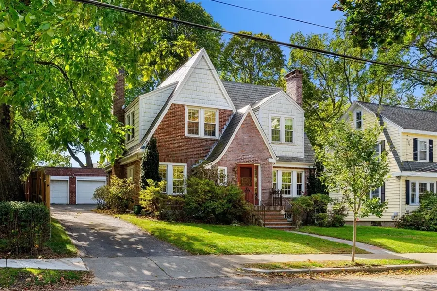 68 Vernon St, Newton, MA 02458 - #2