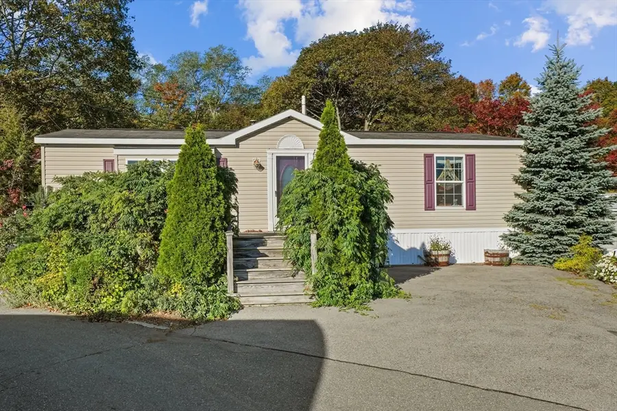 252 Newbury #1, Peabody, MA 01960 - Image #3