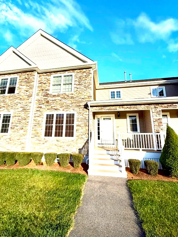 22 Highland Rd #29, Raynham, MA 02767 - Image #2