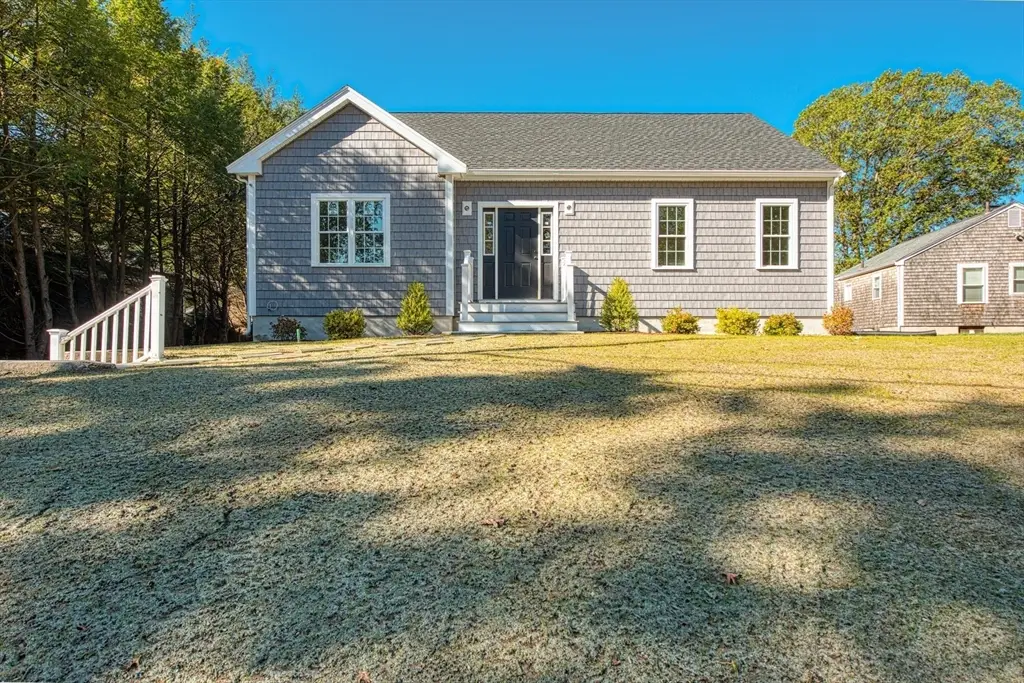 7 N Winnifred Rd, Brockton, MA 02301 - Image #1