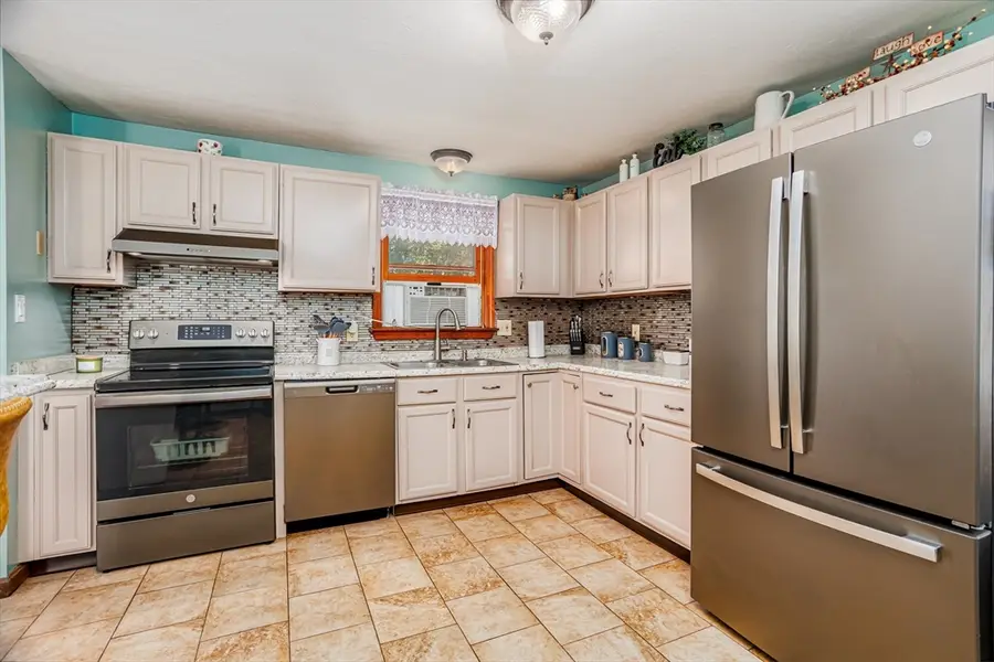 378 Rondeau Street, Palmer, MA 01069 - Image #3