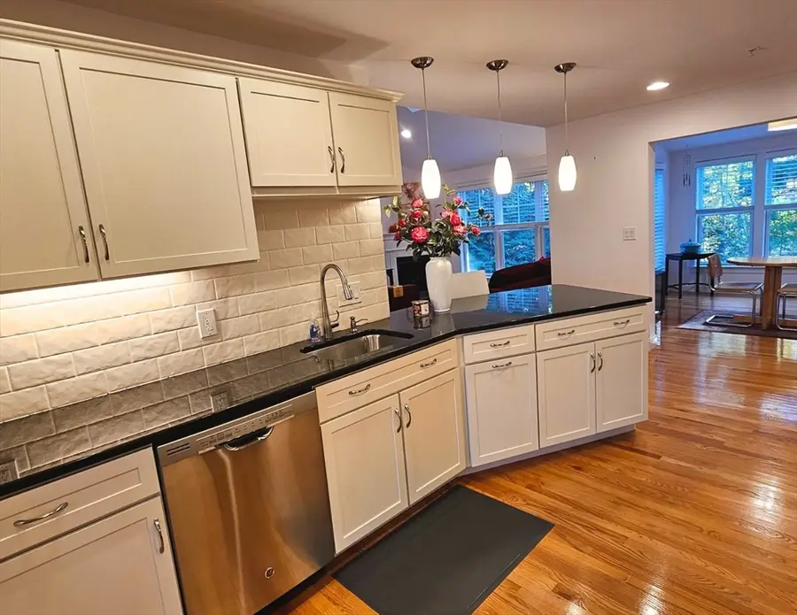 8 Stagecoach Circle #8, Westborough, MA 01581 - Image #3