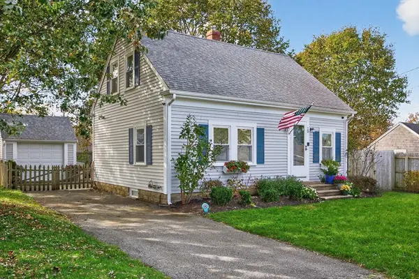 10 Trenton, Yarmouth, MA 02673