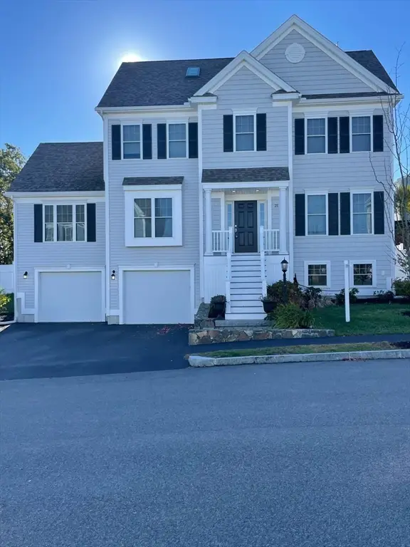 21 Chanelle Cir, Salem, MA 01970 - #1