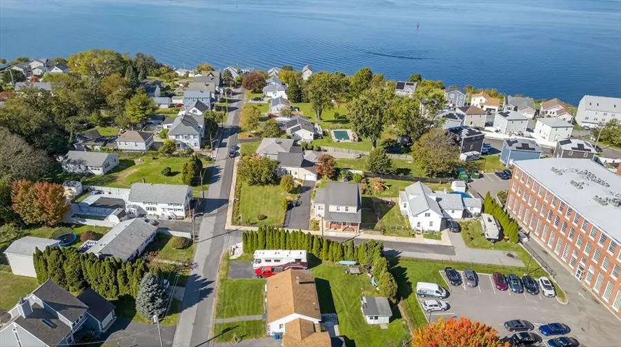 25 Winward St, Fall River, MA 02724 - Image #2