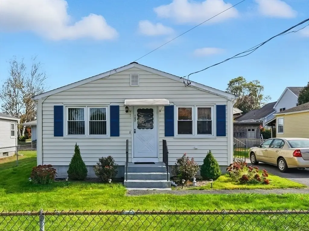 107 Glendale St, Chicopee, MA 01020 - Image #1