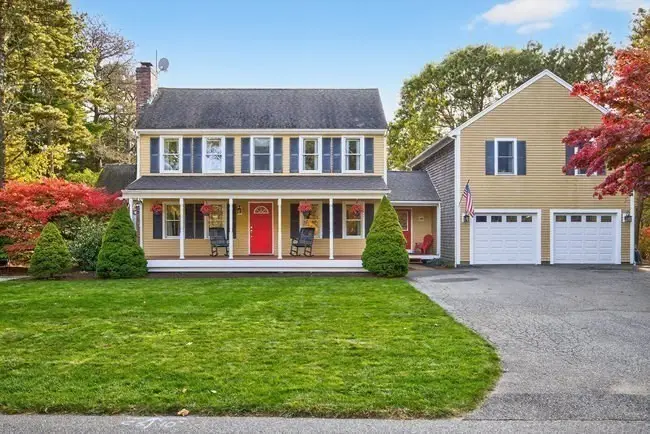 109 Great Pines Dr, Mashpee, MA 02649 - Image #1