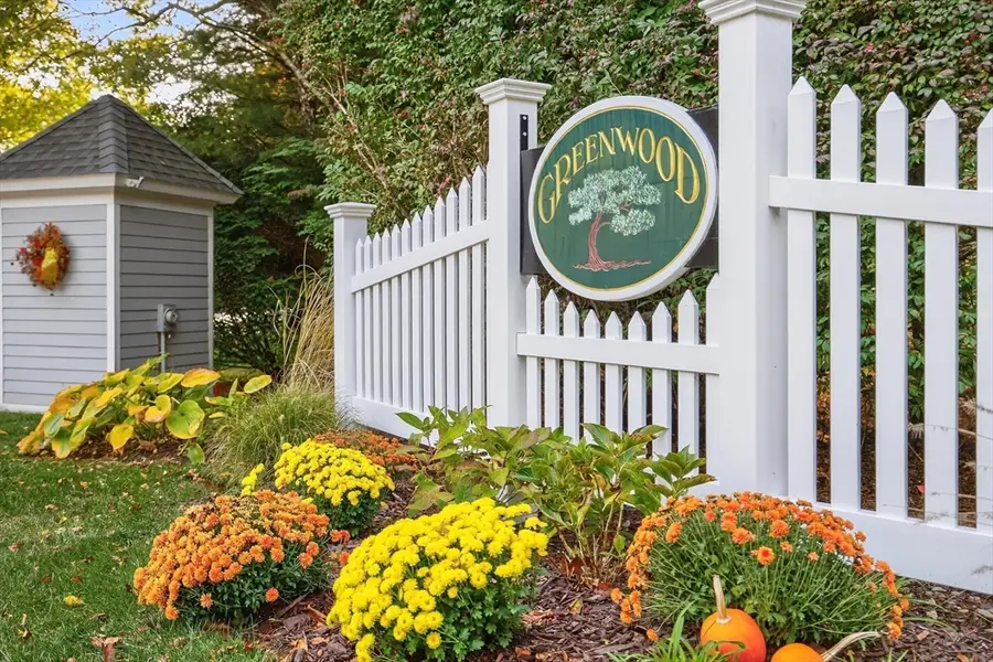 109 Great Pines Dr, Mashpee, MA 02649 - Image #2