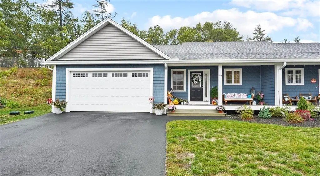 17 Turtle Ln #17, Sterling, MA 01564 - Image #1