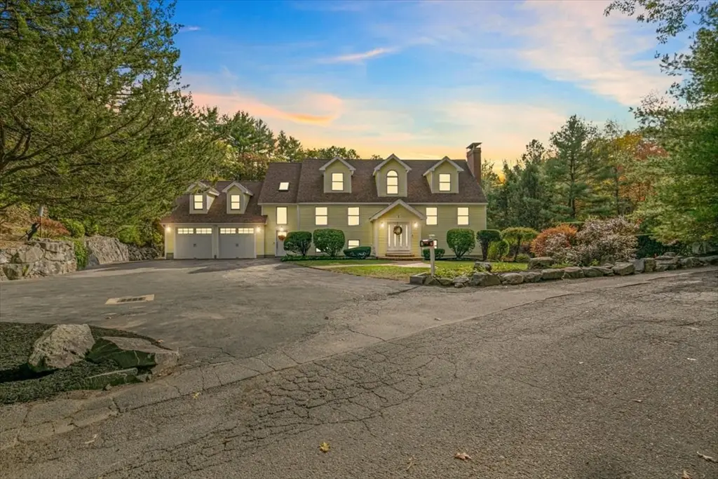 3 Useadoor Street, Middleton, MA 01949 - Image #1