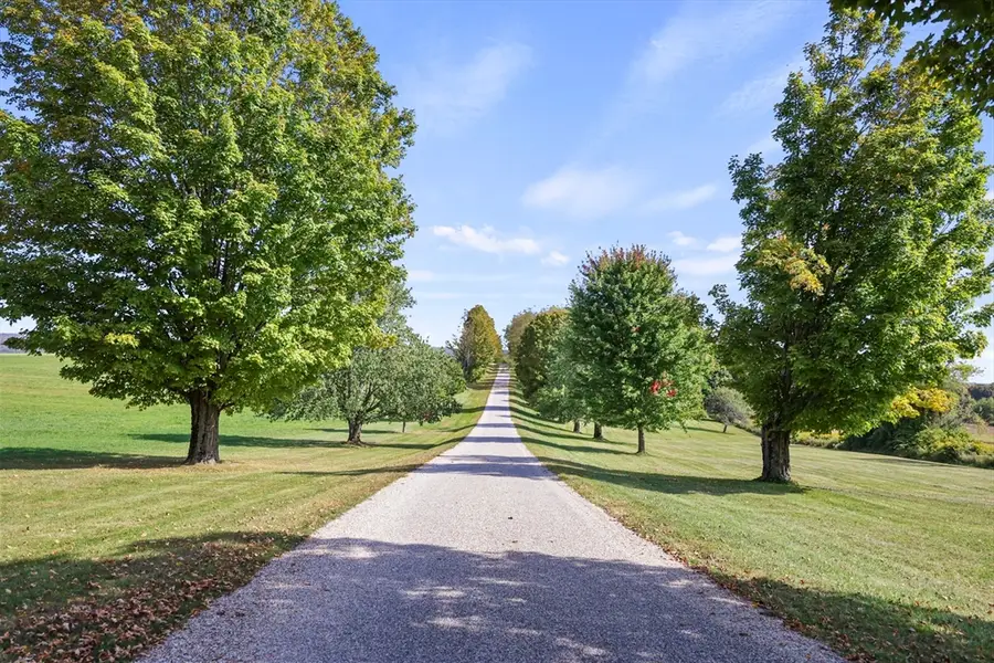 60 Old Cheshire Rd, Lanesborough, MA 01237 - #2