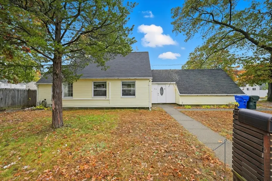 63 Peer St, Springfield, MA 01109 - Image #3