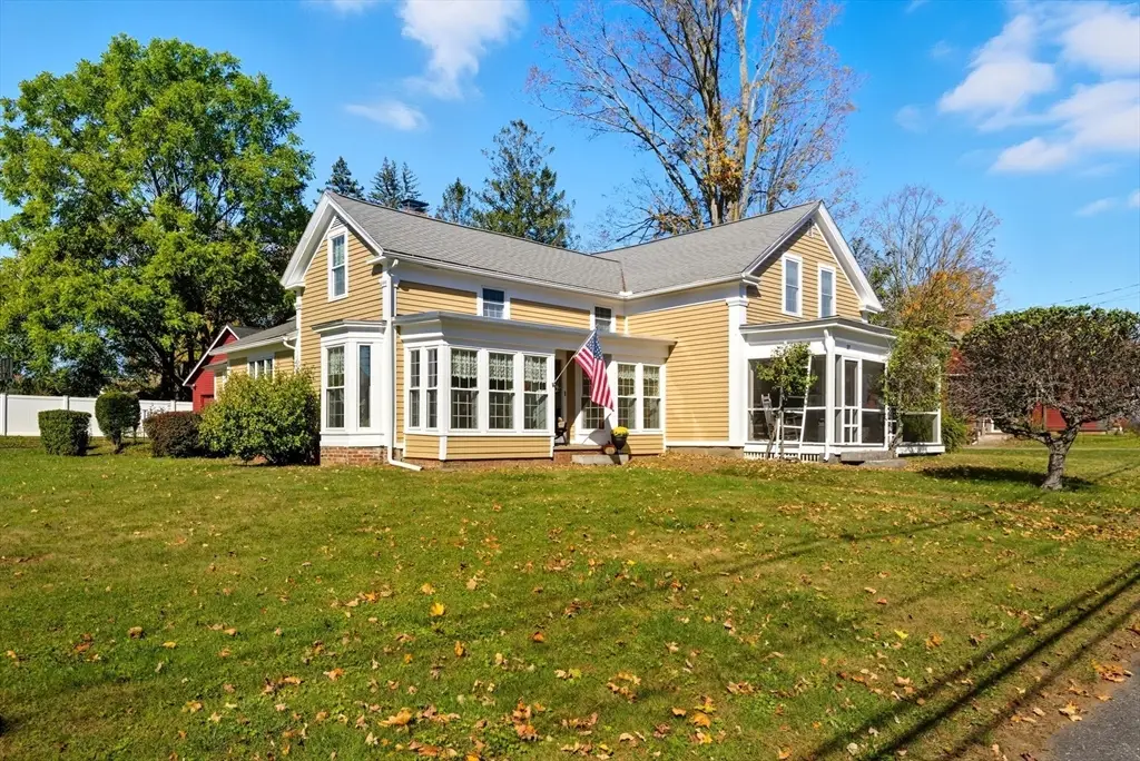 37 Central Street, West Brookfield, MA 01585 - Image #1