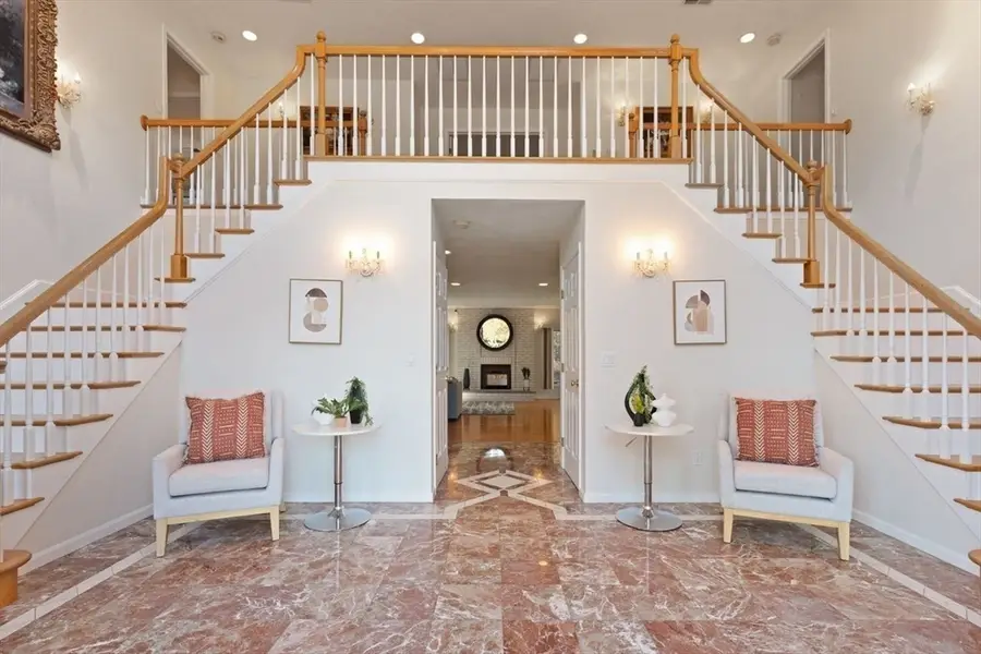 74 Eisenhower Dr., Sharon, MA 02067 - Image #2