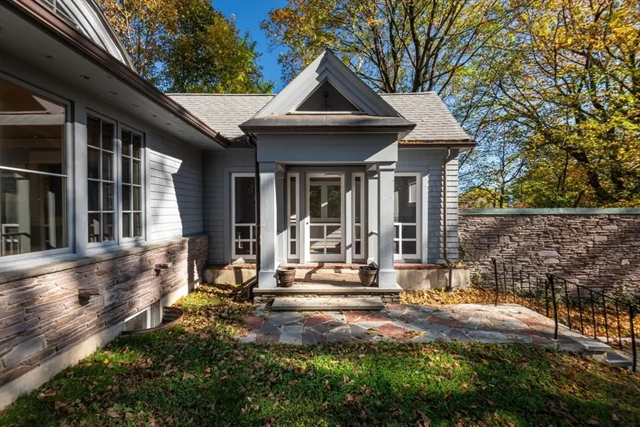 589 Brush Hill Road, Milton, MA 02186 - Image #3