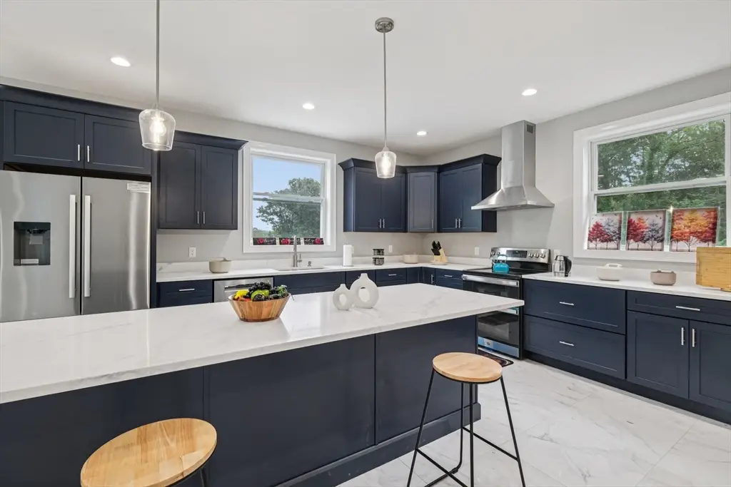 920 Drift Rd, Westport, MA 02790 - Image #1