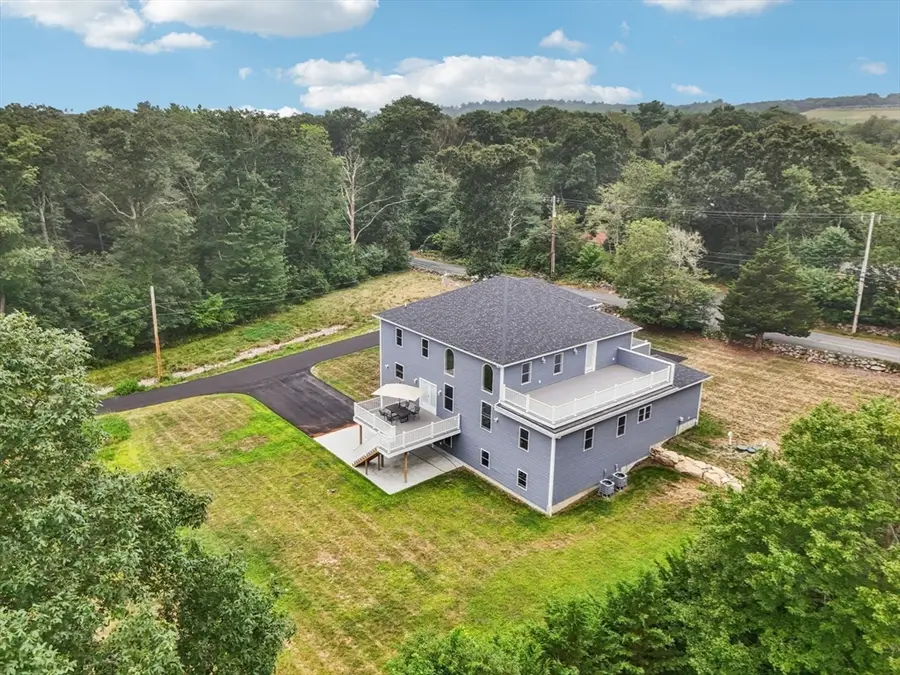 920 Drift Rd, Westport, MA 02790 - Image #2