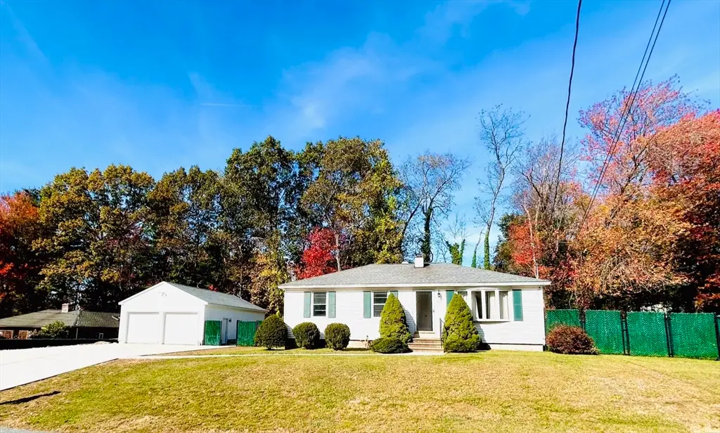 23 Gail Dr, Holden, MA 01520 - Image #1