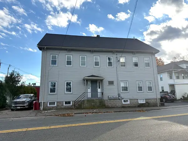 12 W High St, Avon, MA 02322